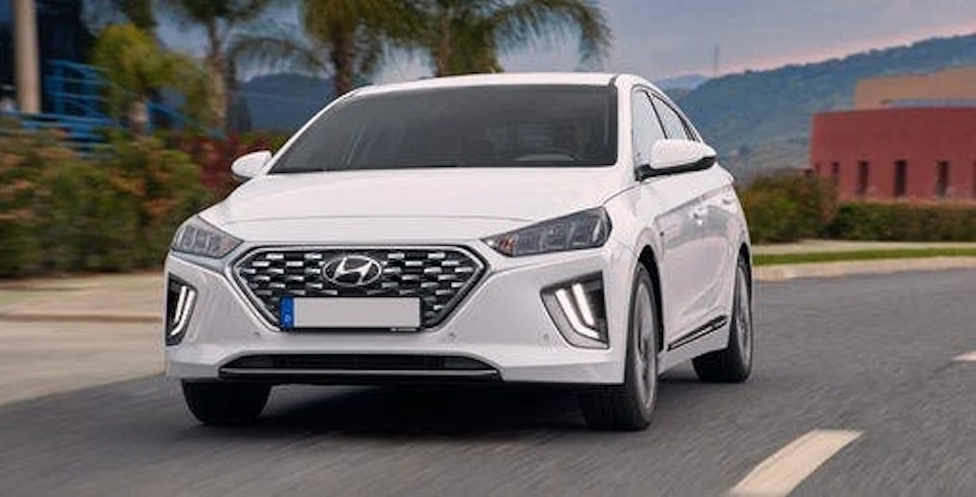 10 Best Plug-in Hybrid Cars of 2024 | Carwow