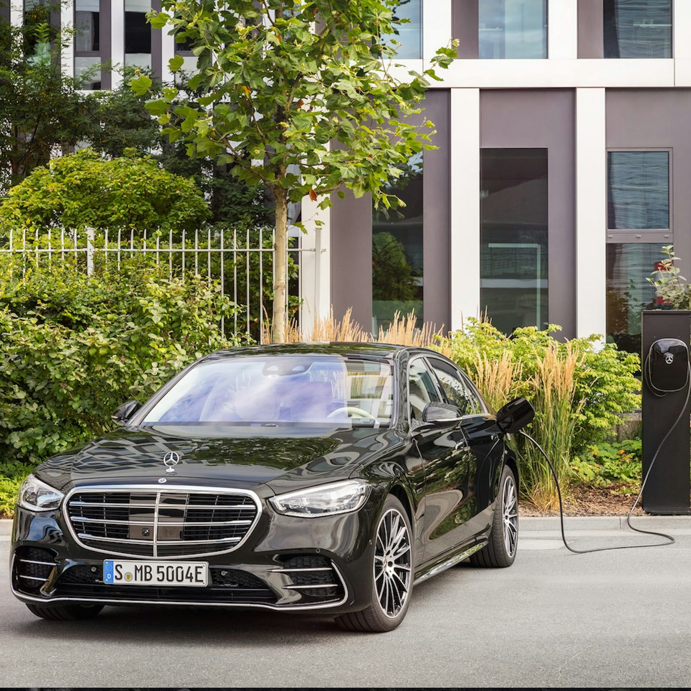 Top 10 Best Luxury Hybrid Cars to Buy in 2025 carwow